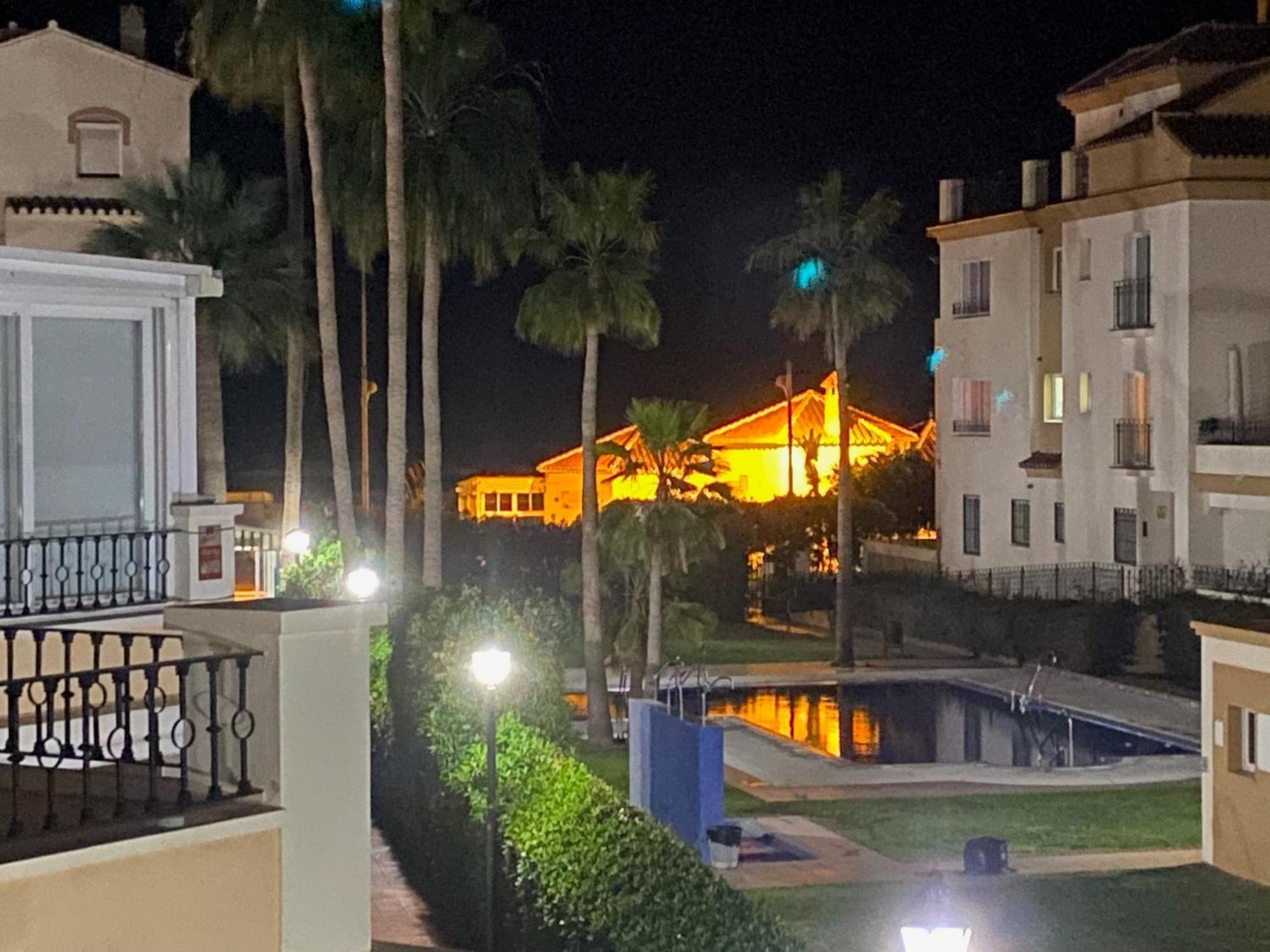 Strandnaera Boende I Torrox Costa Bagian luar foto